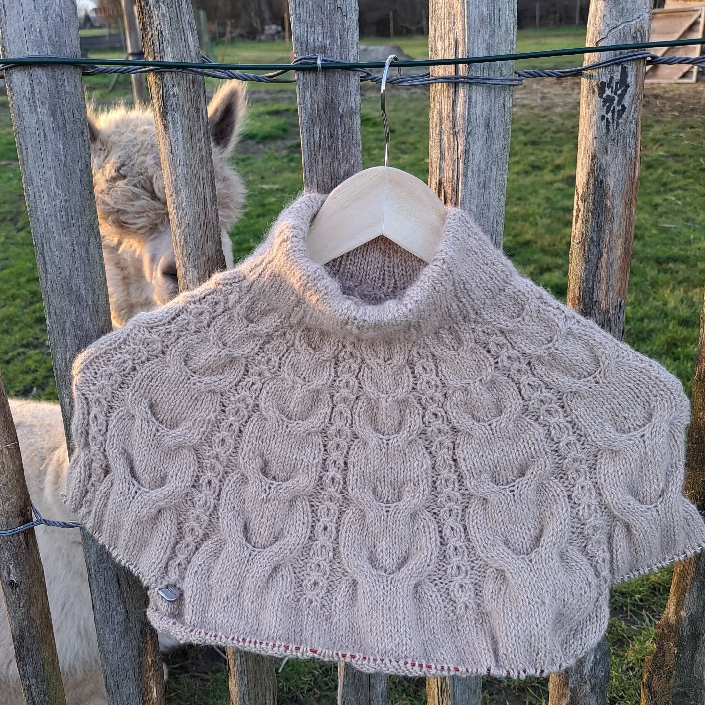 Lalouknits handcrafted - machine-spun alpaca wool 2 ply - Image 39